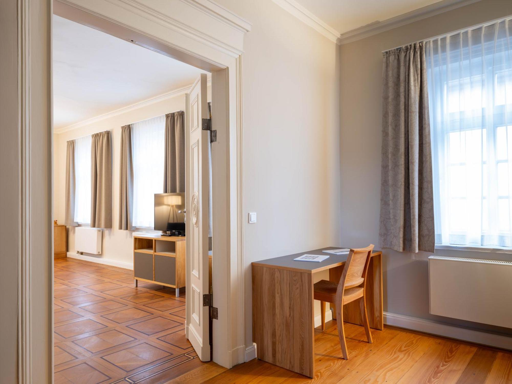 Gaestehaus Nikolai Erfurt Buitenkant foto